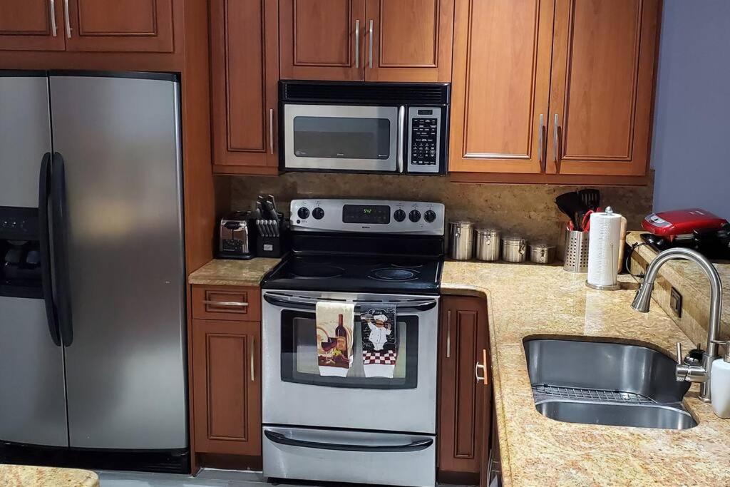 Fully Furnished, Beautiful, Spacious Two Bedroom Condo Lauderhill Ngoại thất bức ảnh