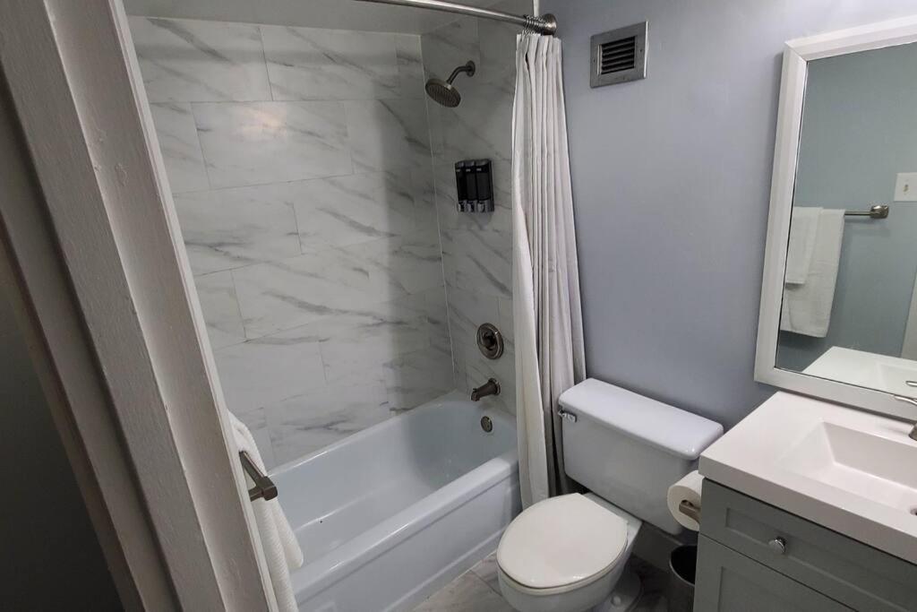 Fully Furnished, Beautiful, Spacious Two Bedroom Condo Lauderhill Ngoại thất bức ảnh
