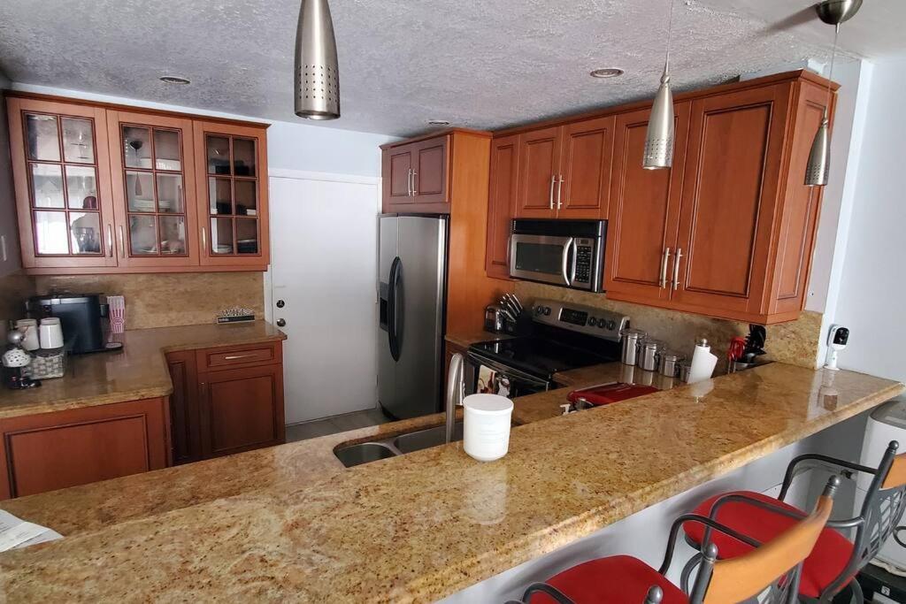 Fully Furnished, Beautiful, Spacious Two Bedroom Condo Lauderhill Ngoại thất bức ảnh